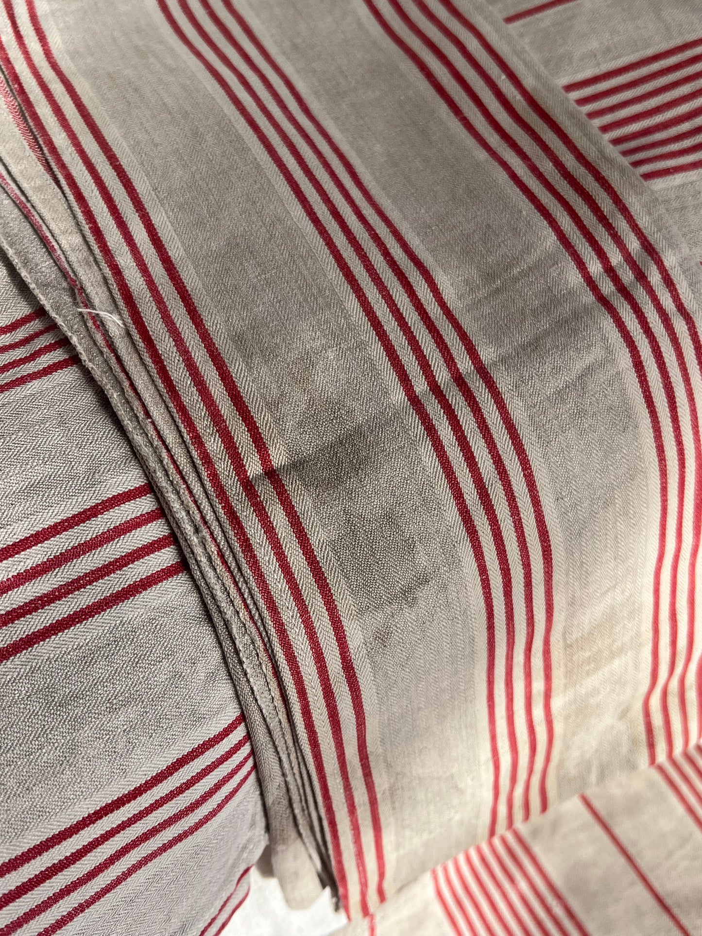 Set of Four Pin-stripe Linen Cloth