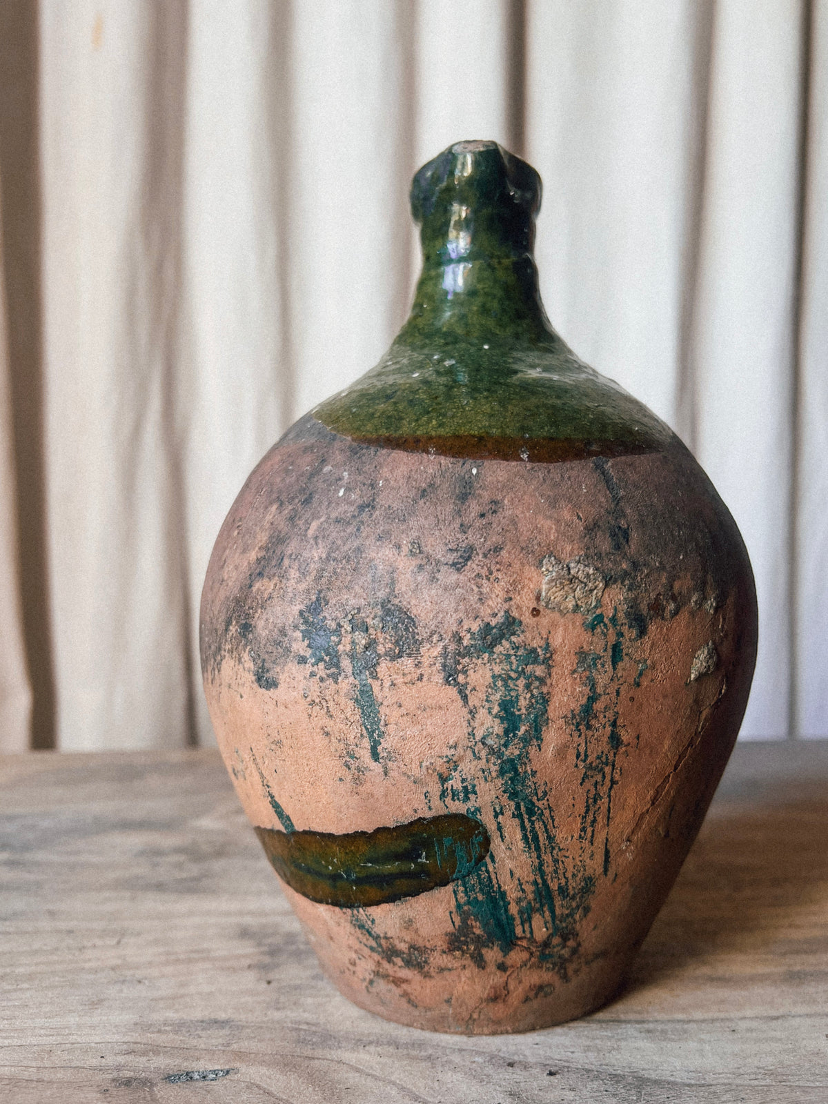 Green-Glazed Terracotta Oil Jug / Cruche
