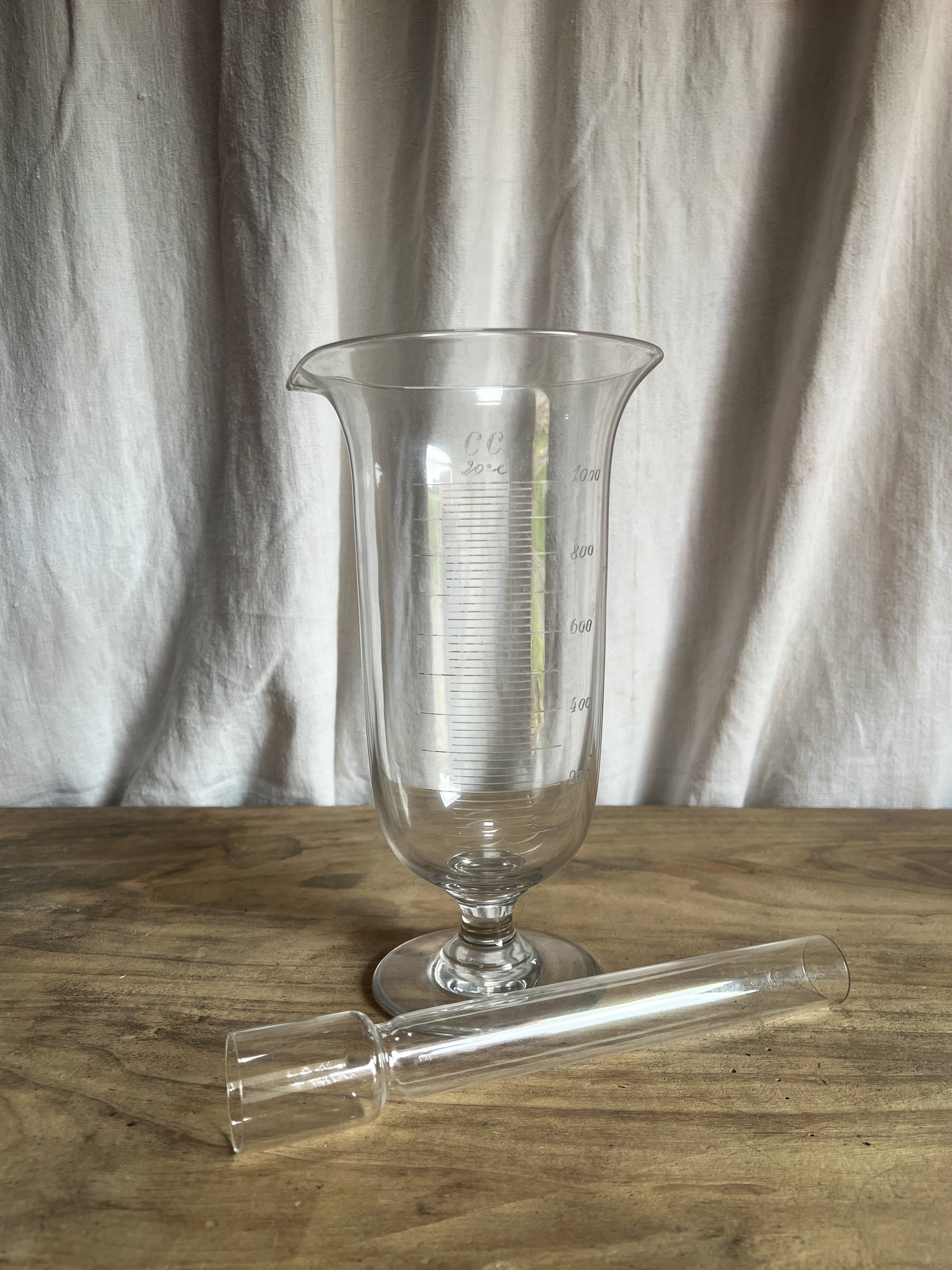 Apothecary Glass Measuring Vessel