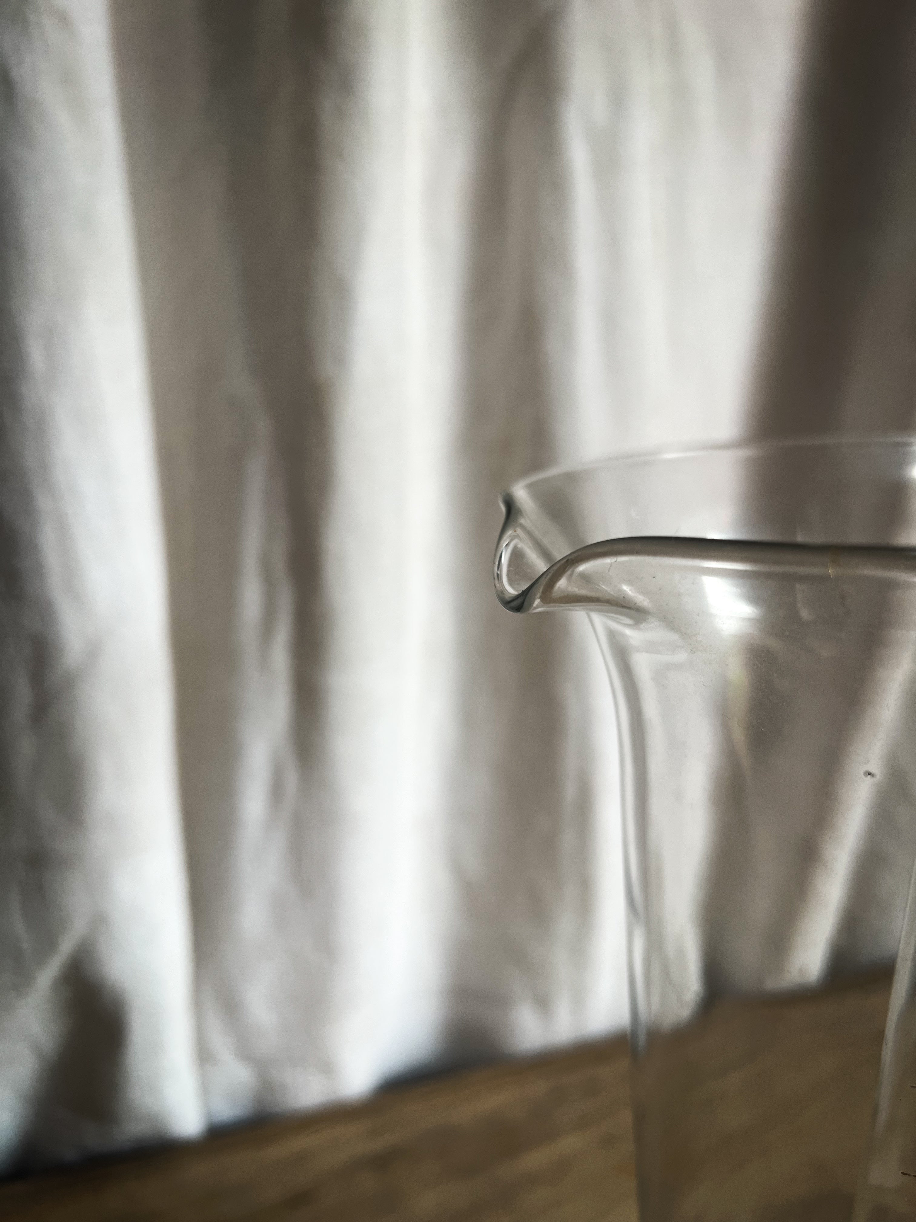 Apothecary Glass Measuring Vessel