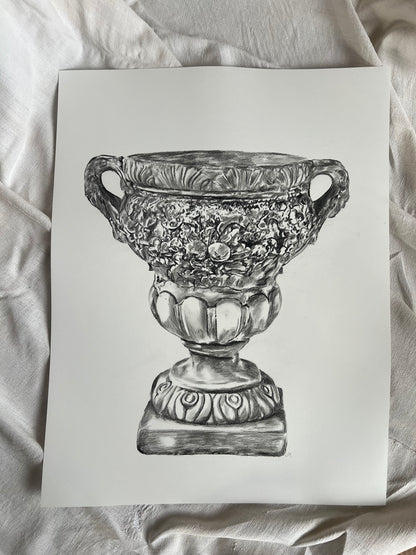 Stone Scallop French Jardiniere | Charcoal
