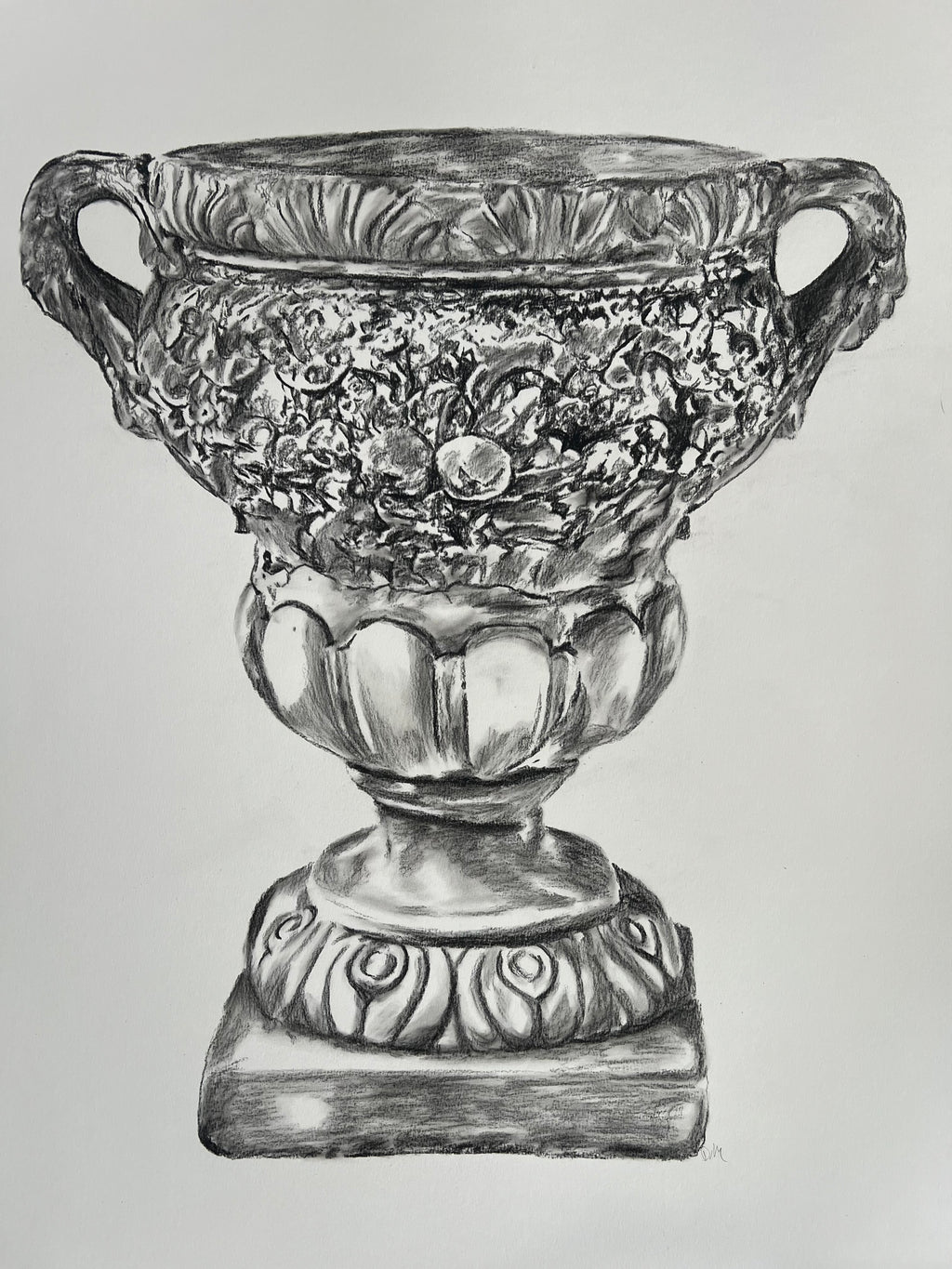 Stone Scallop French Jardiniere | Charcoal