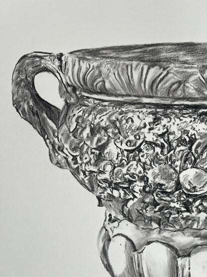 Stone Scallop French Jardiniere | Charcoal