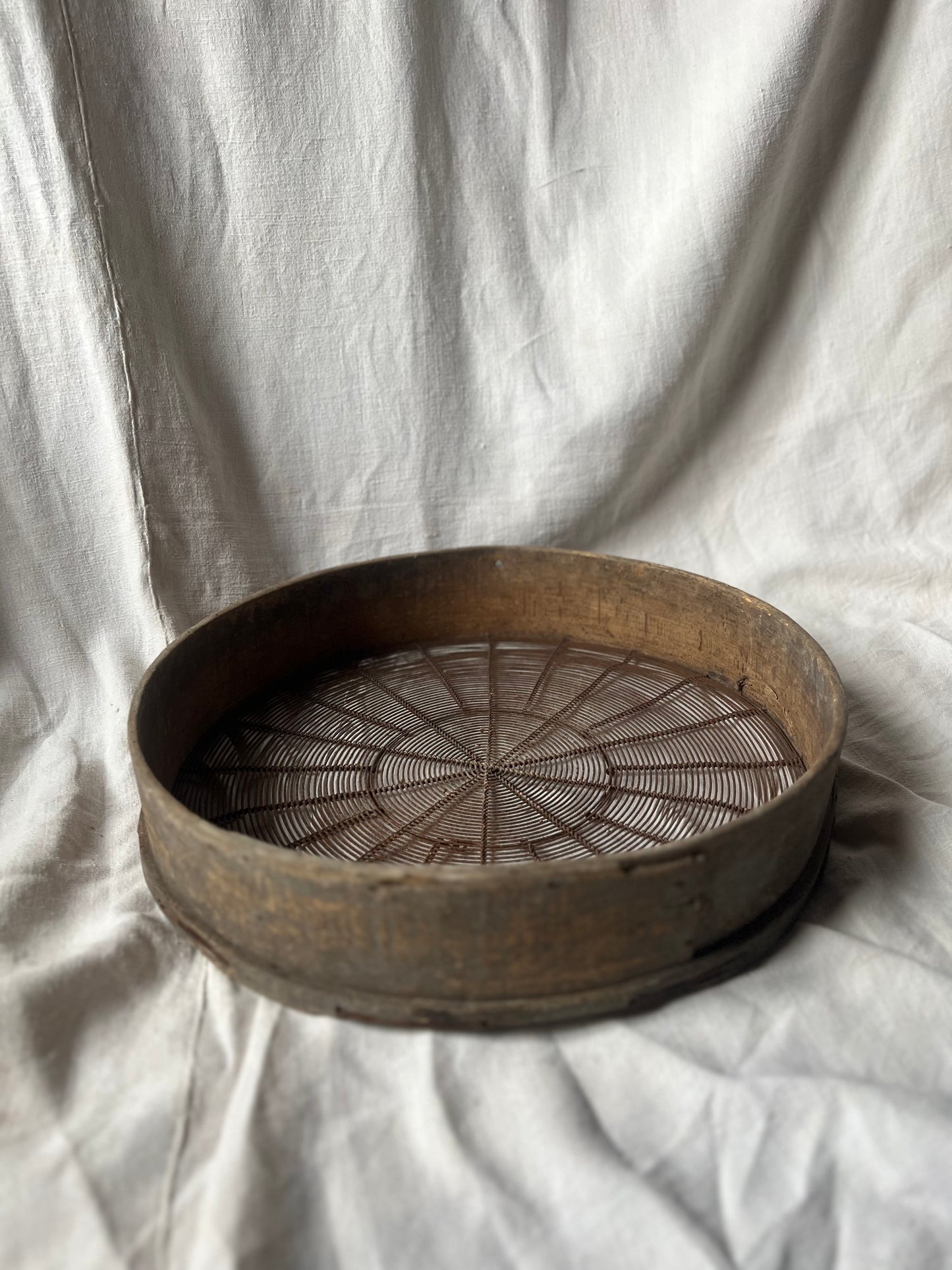 Tamis français antique