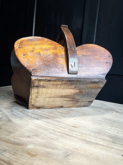 Panier rustique en bois festonné fait main avec poignée 
