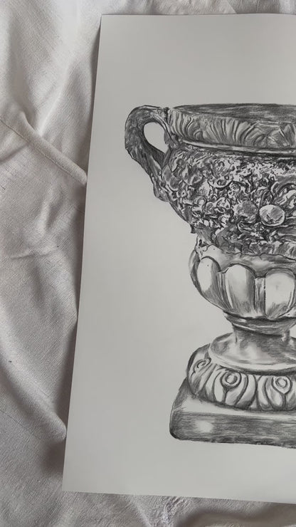 Stone Scallop French Jardiniere | Charcoal